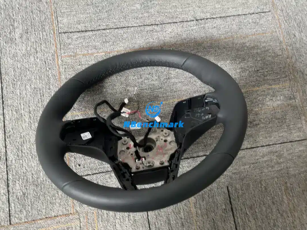 AITO M9 Steering Wheel Assembly and Buttons