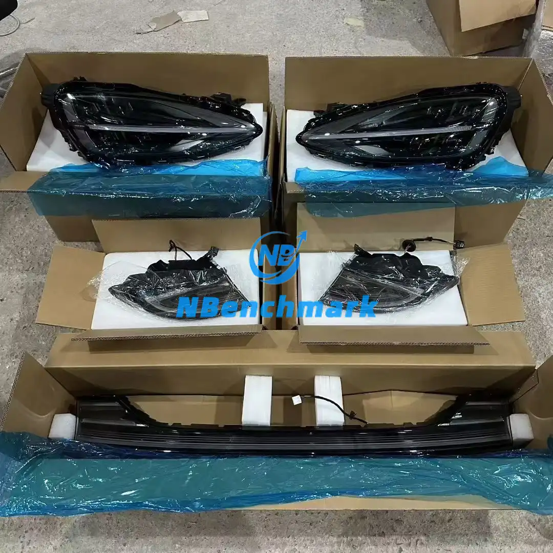 Xiaomi SU7 Ultra headlights and taillights