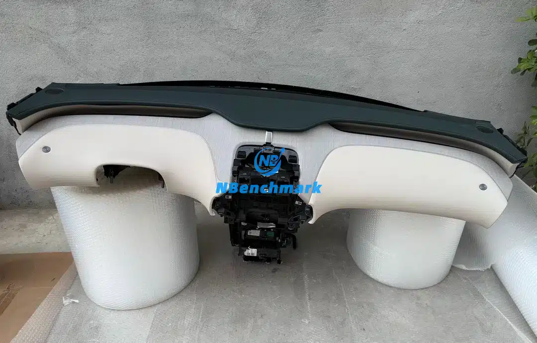 Xiaomi YU7 dashboard assembly