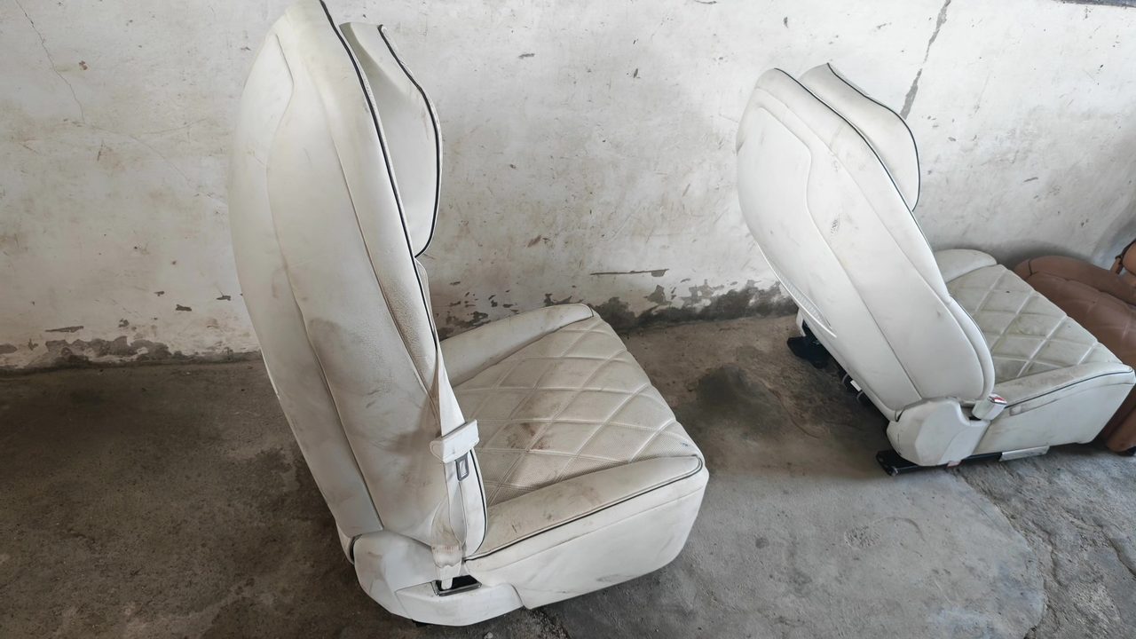 Maextro S800OEM Rear Row Zero-Gravity Seat, White, Brown Leather Surface, Diamond Quilting
