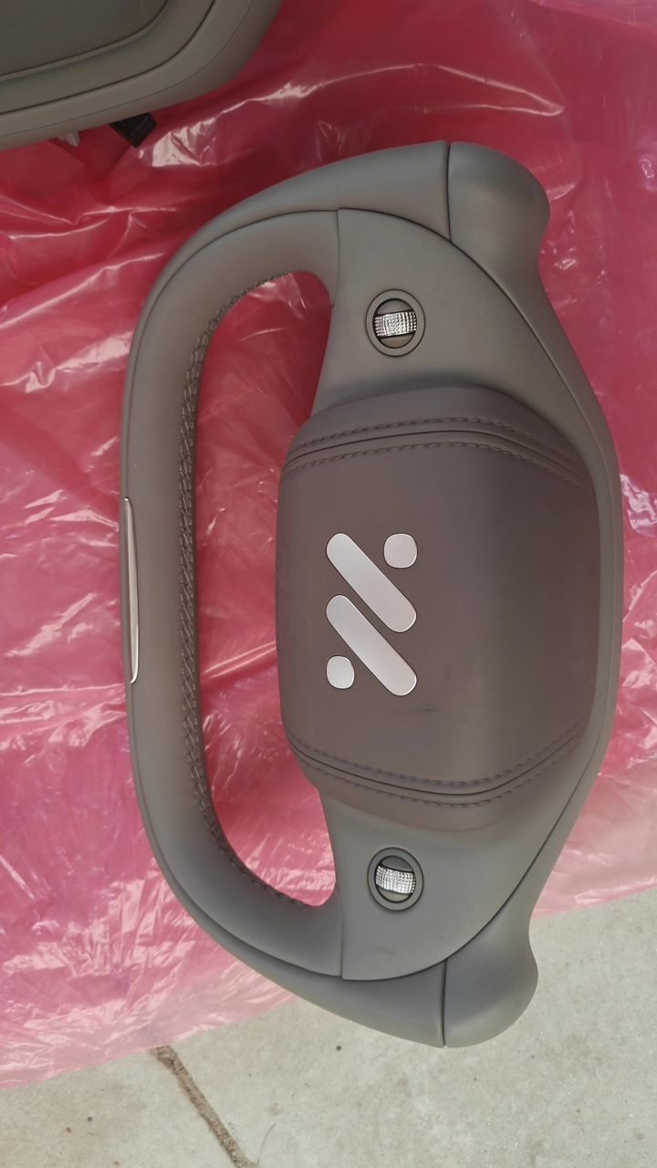 IM Motors 半幅 Steering Wheel, OEM, Leather, with Silver Decoration Pcs