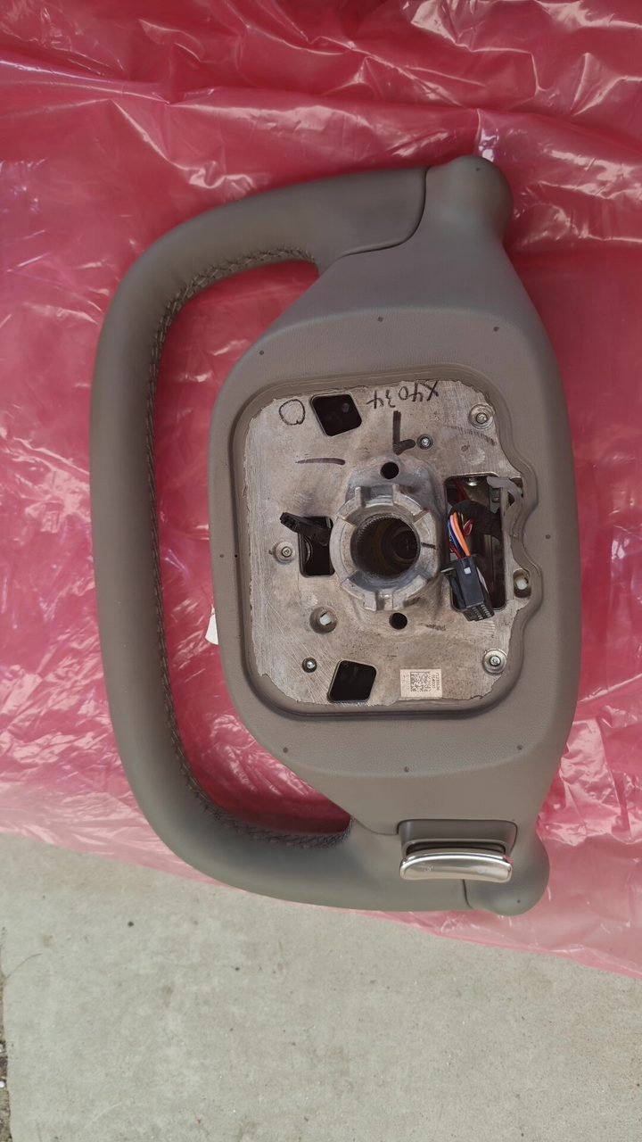 IM Motors 半幅 Steering Wheel, OEM, Leather, with Silver Decoration Pcs