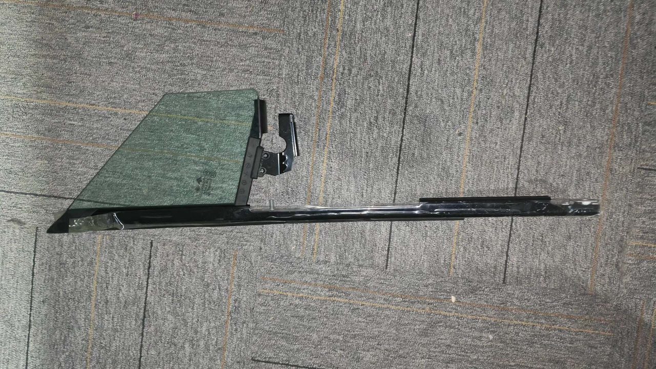 GAC Hyper HT Triple Angle 窗 Glass, OEM Parts, Brand New Unused, with Protective Film, Glass