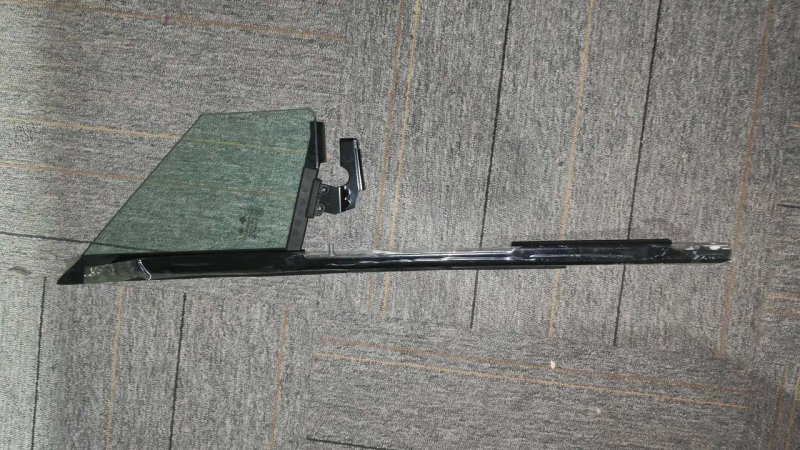 GAC Hyper HT Triple Angle 窗 Glass, OEM Parts, Brand New Unused, with Protective Film, Glass