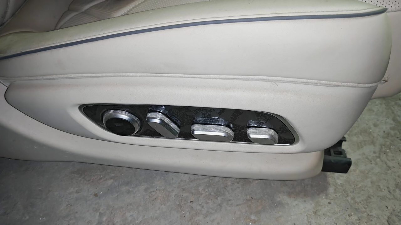 Stelato S9 Passenger Side Seat, OEM, m White Leather Surface, with Power Adjustment, Ventilation Heating