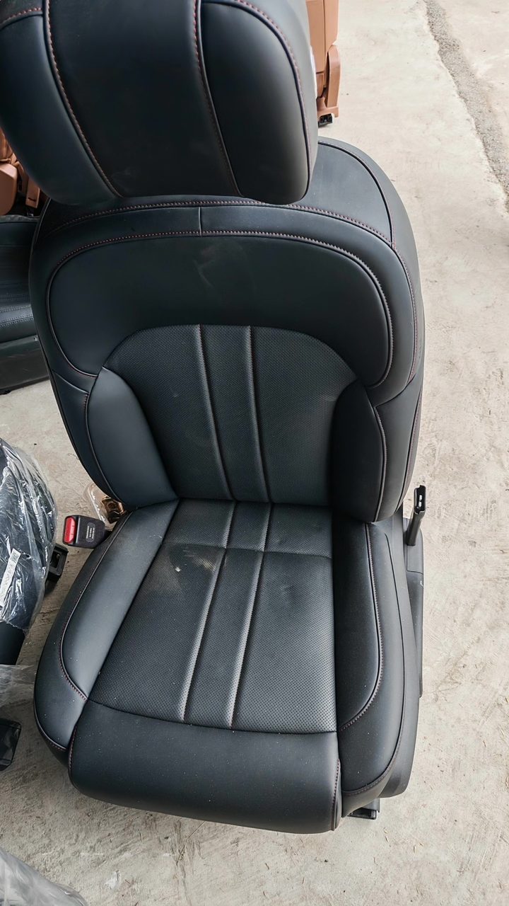 Chery Zongheng G700 Driver Seat, OEM, Black Leather Surface