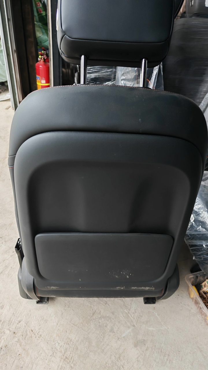Chery Zongheng G700 Driver Seat, OEM, Black Leather Surface