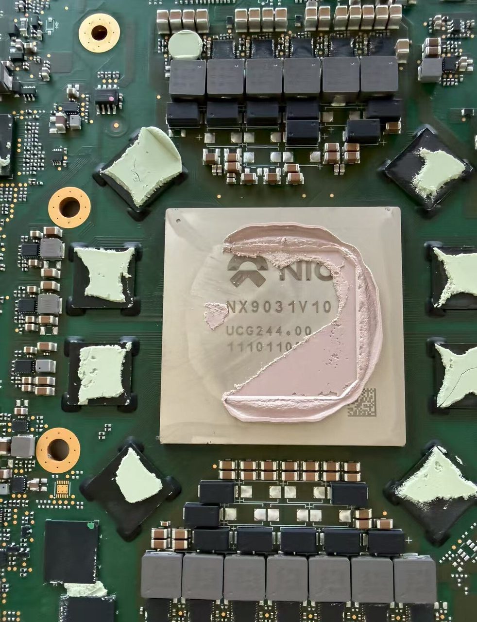 NIO Central Computing 超群神玑 NX9031, OEM Used OEM Part, with Panel