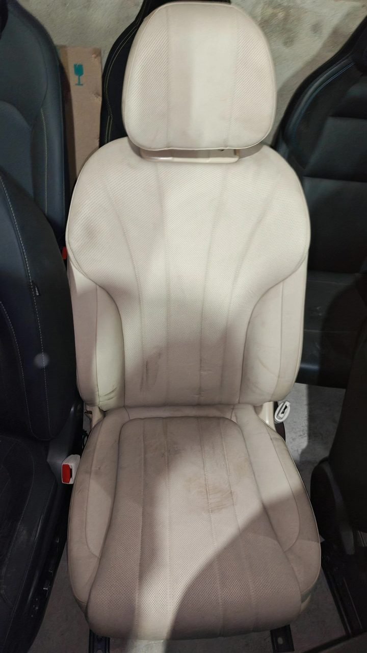 AITO M7 Driver Seat, Beige Leather Surface, with Zero Gravity Function, OEM