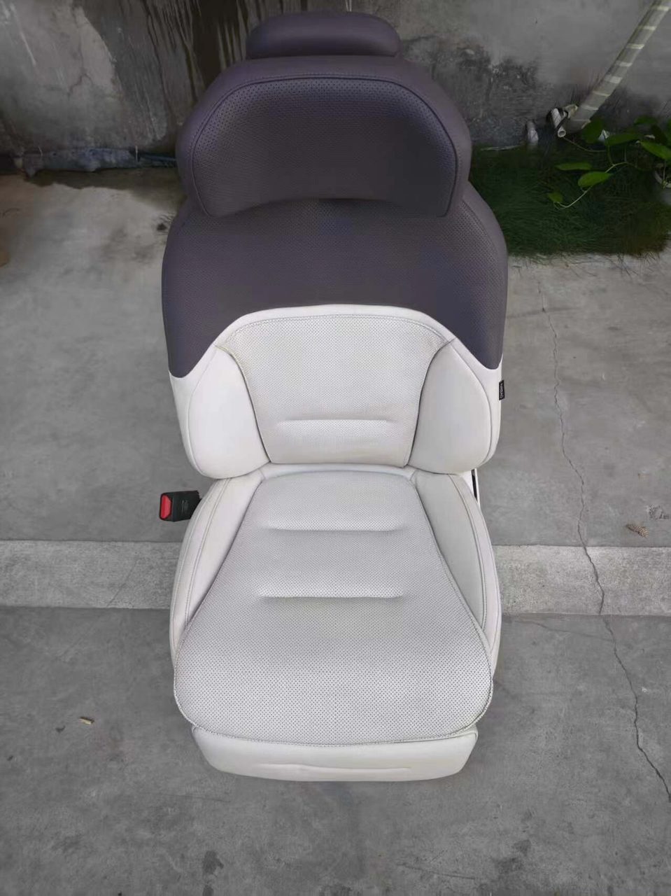 AVATR 12 Driver Seat