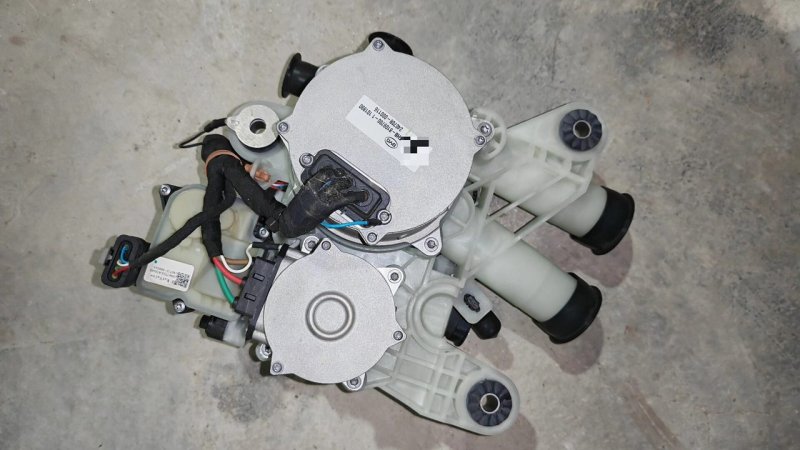 Denza Z9 thermal management integrated module, OEM