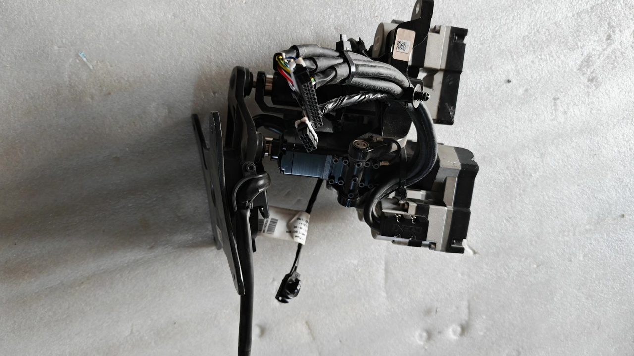 Gaohe Z1 screen rotation mechanism, OEM