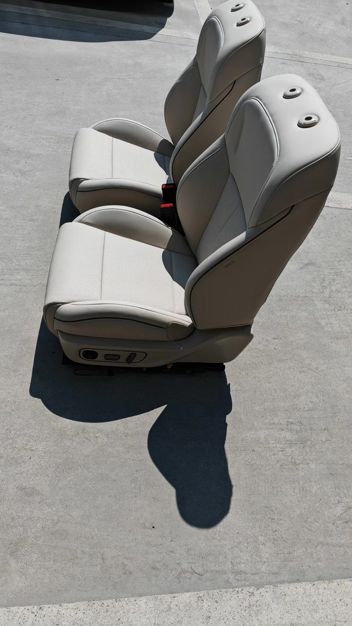 Li Auto i6, Front Seat, Electric Seat, See Photos, Power Adjustment