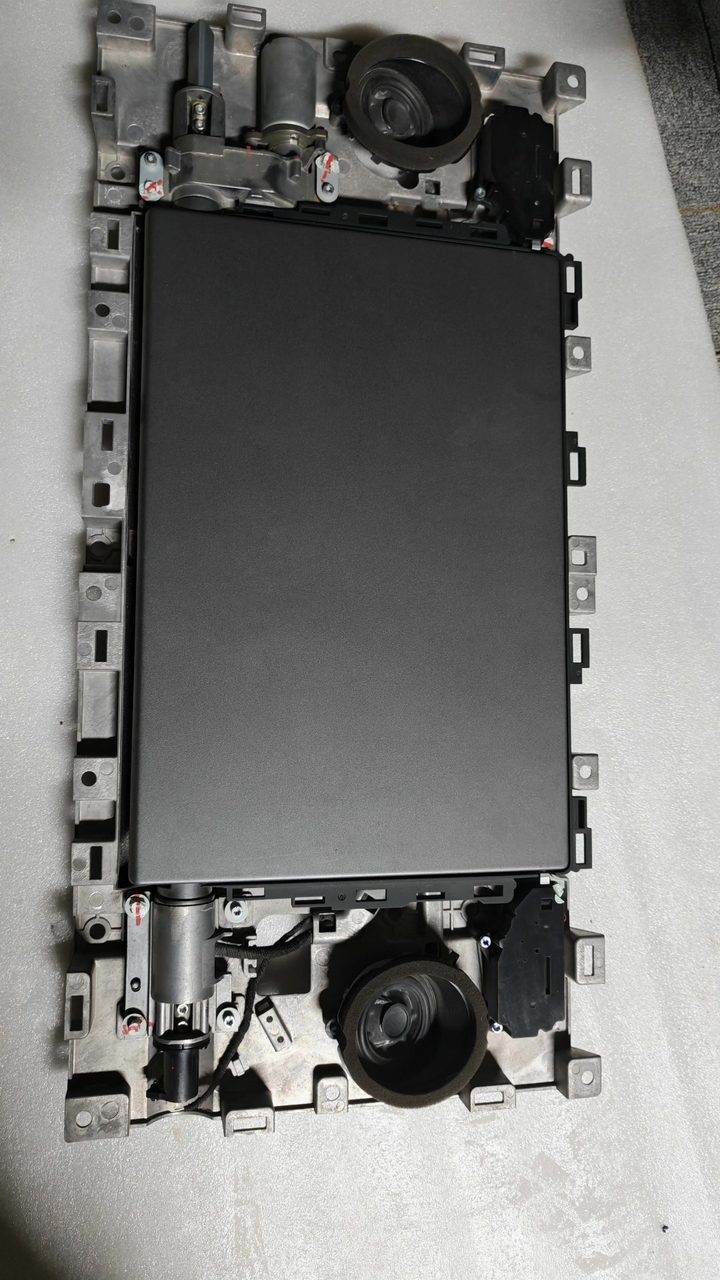 Li Auto MEGA Rear Entertainment Screen, OEM, with Wiring Harness