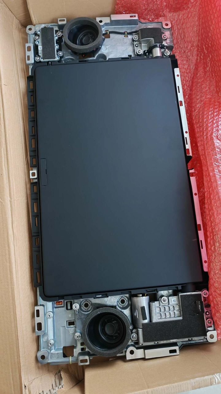 Li Auto MEGA Rear Row Overhead Screen, OEM, with Wiring Harness Connector
