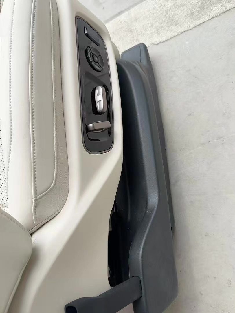 Li Auto megaHome Version Front Seat, OEM, Ventilation Heating