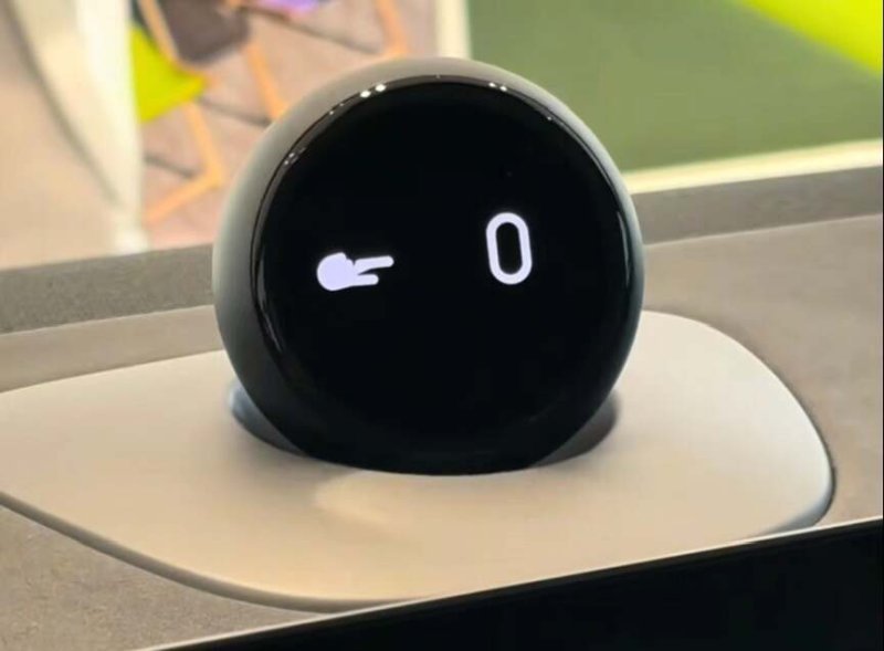 NIO NOMI robot 3.0, black acrylic panel, 1:1 restoration