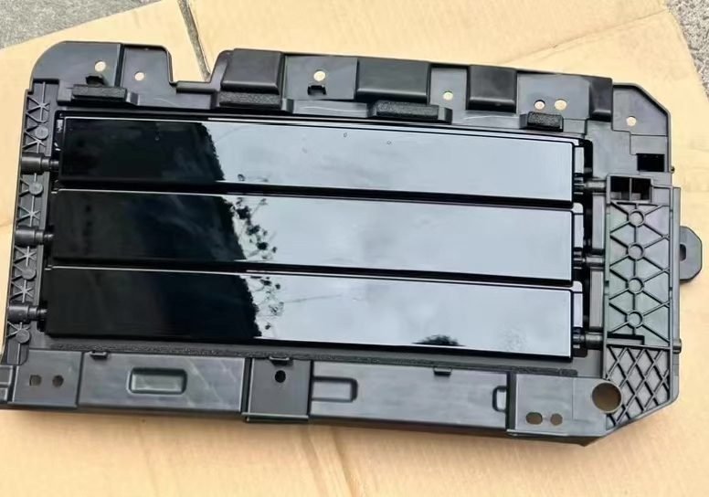 SAIC Shangjie, H5, Electric Front Grille Assembly, Almost Brand New, Power Adjustment