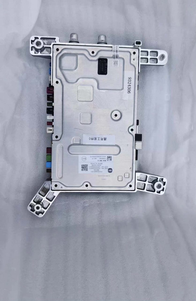 OEM Xiaomi yu7 Intelligent Computing Platform, New Vehicle Used OEM Part, Four-in-One Vehicle Domain Controller Control Computer, Autonomous Driving