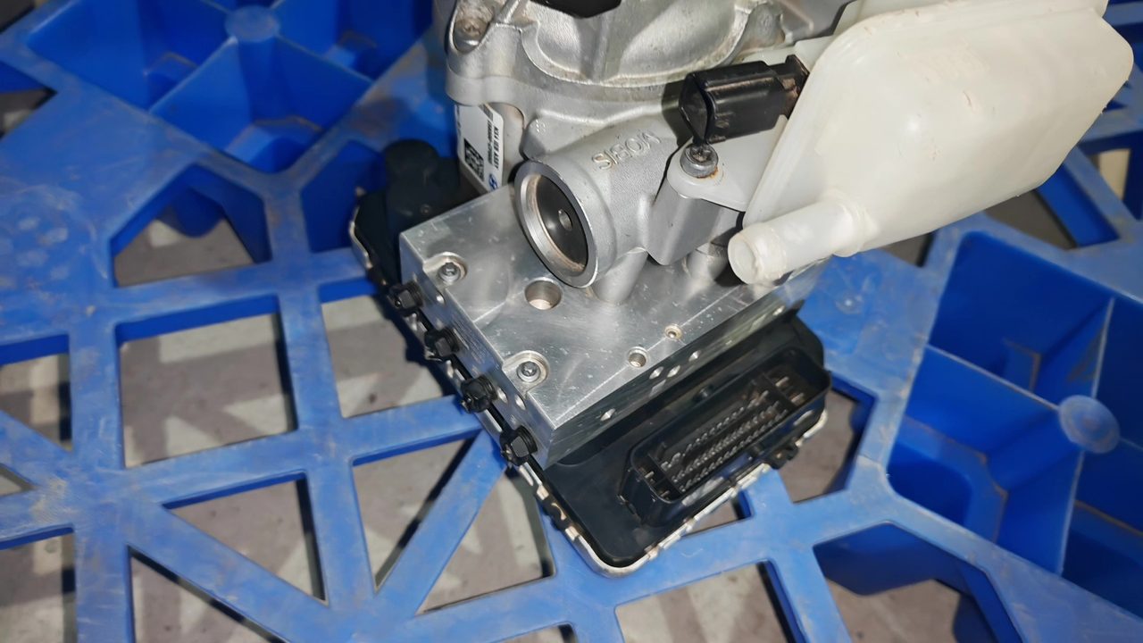 Xiaopeng OEM booster