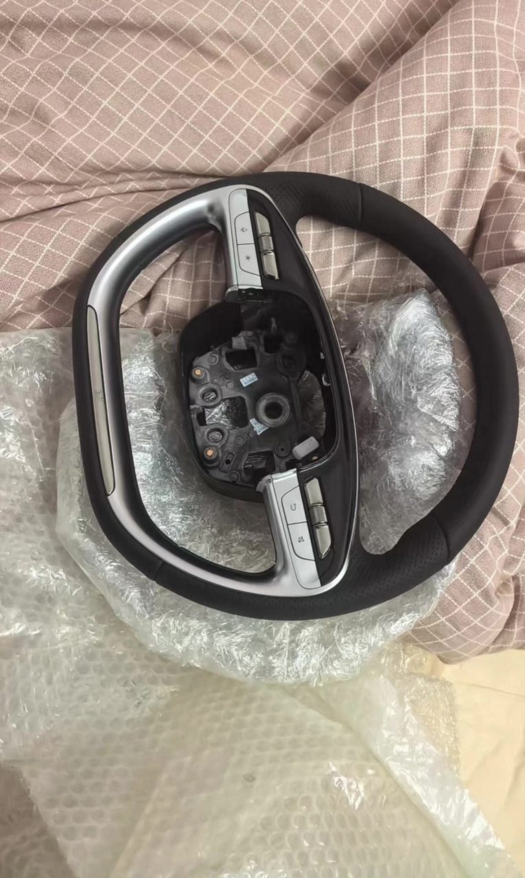 Xpeng G9 steering wheel, black leather, with multi-function buttons, suitable for Xpeng G9 models, OEM