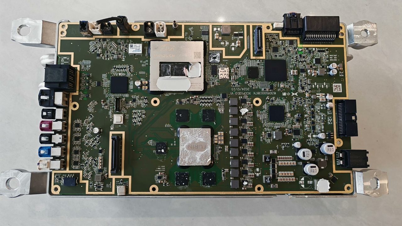 Xpeng P7 Turing chip, AN762S-CN, autonomous driving module