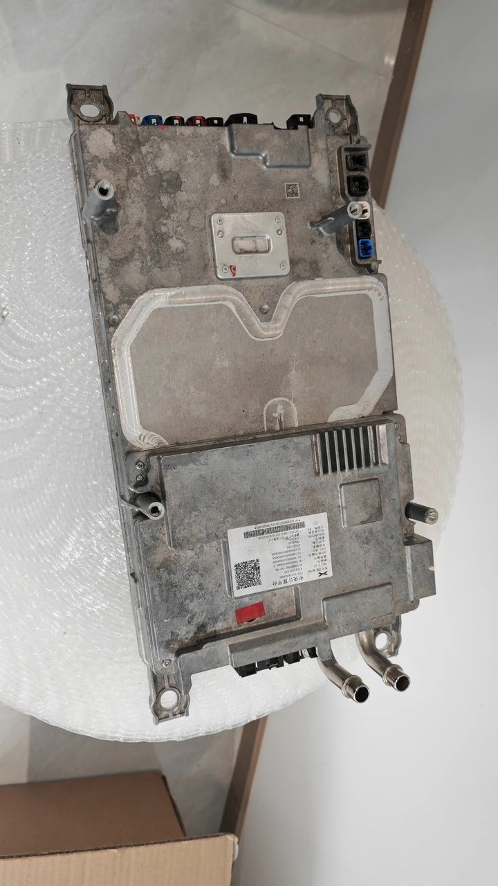 Xpeng X9 autopilot controller, 8295, OEM