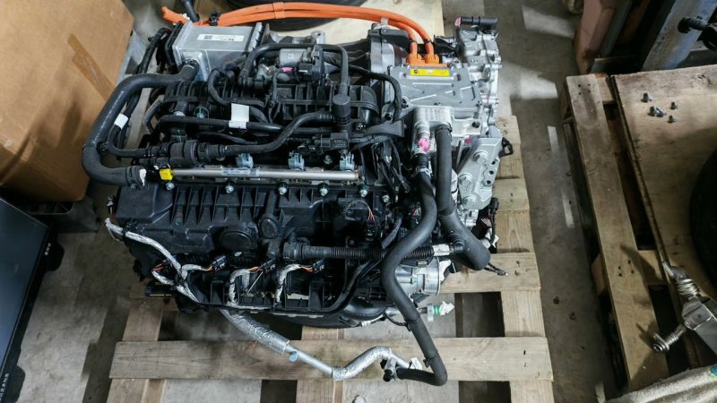 Xpeng X9 engine assembly and components, OEM dismantling