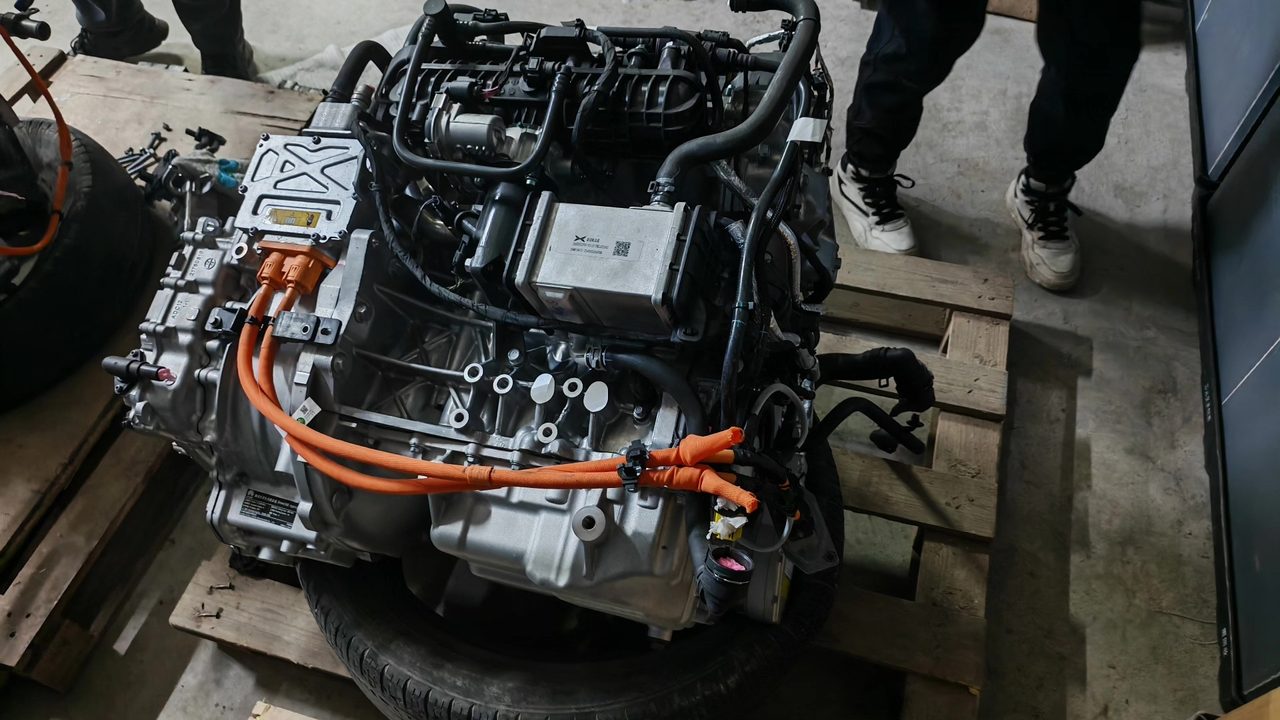 Xpeng X9 engine assembly and components, OEM dismantling