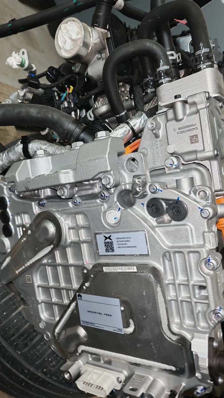 Xpeng X9 engine assembly and components, OEM dismantling