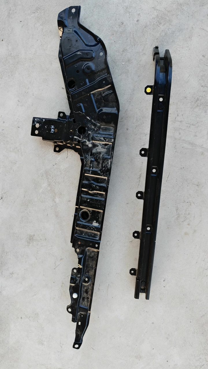 XPeng X9 Middle Door Slide Rail