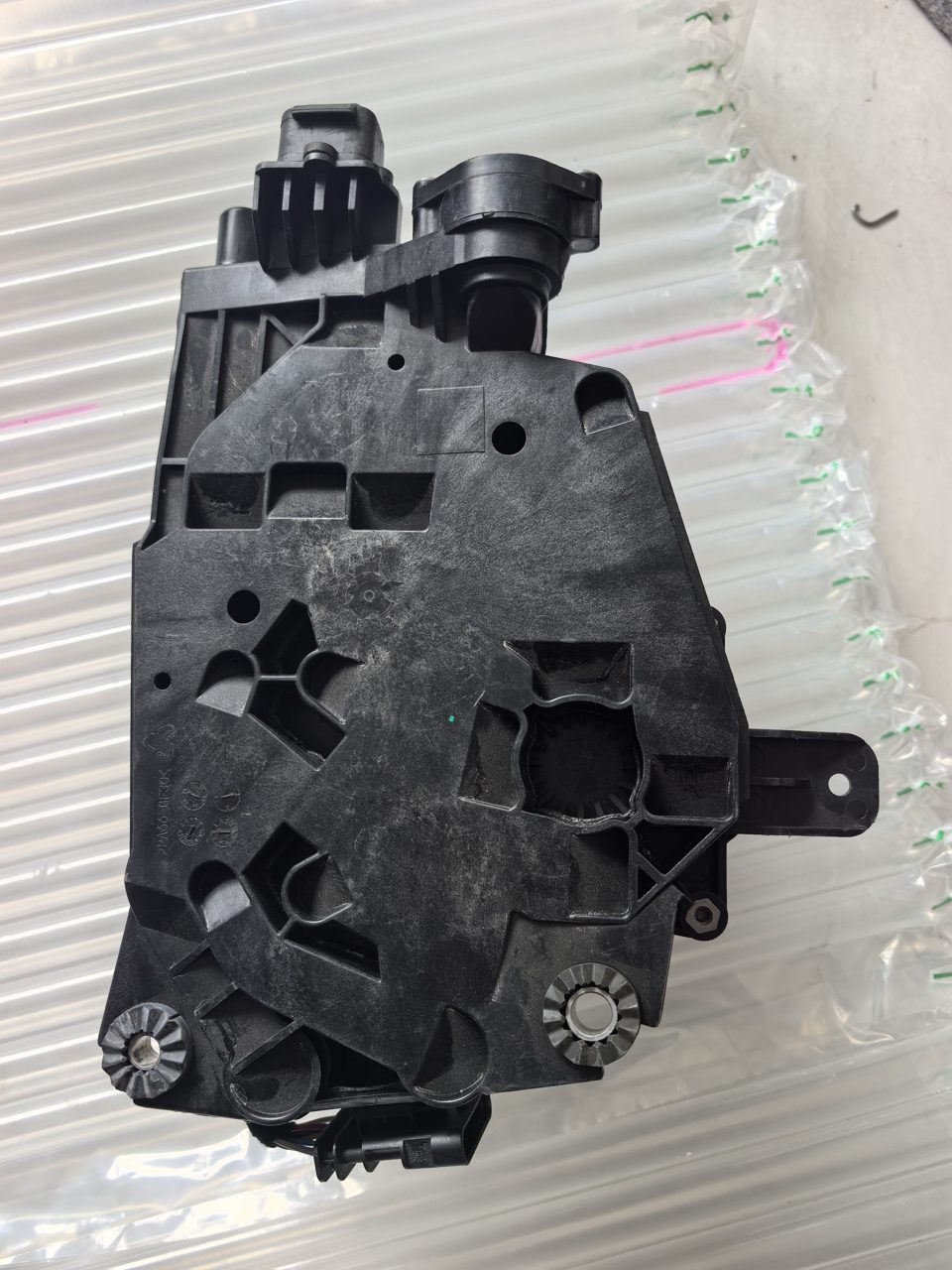 ZEEKR 9x Thermal Management Module
