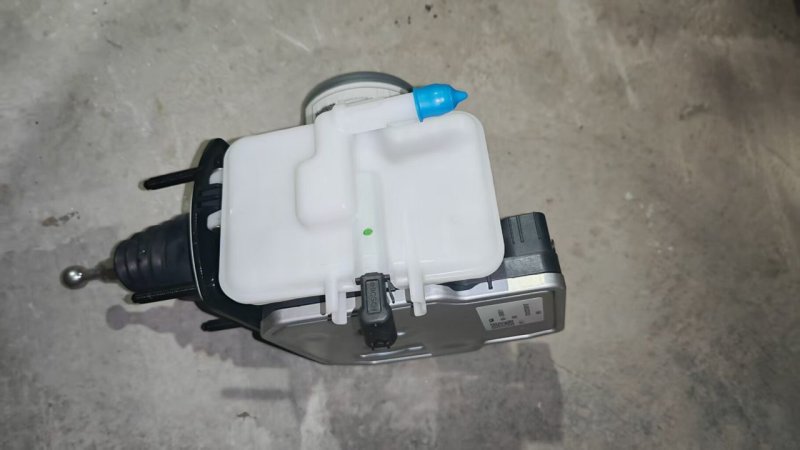 Bosch IPB1.1 OEM ABS Brake Pump, Used OEM Part, Part Number Clear