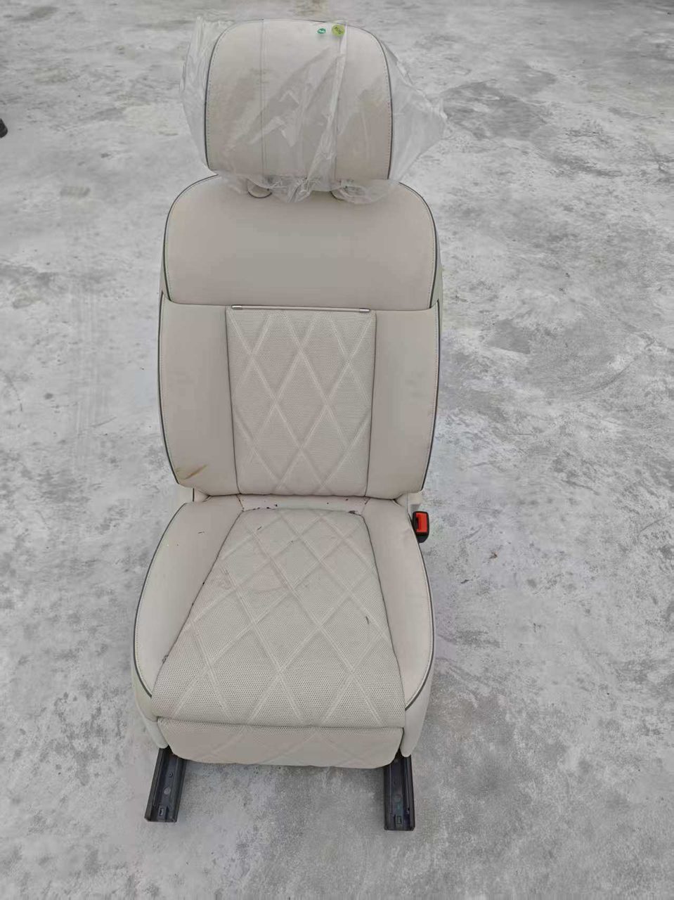 STELATO S9 Passenger Seat, Beige Leather, Original Vehicle Used OEM Part, with Electric Leg Rest, Headrest Audio System