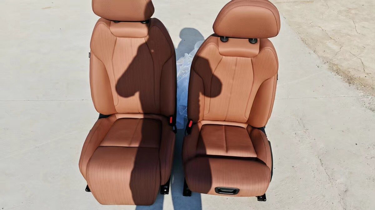 Geely Boyue L Jinxiu Edition Driver & Passenger Seat, Genuine OEM Used Part, Orange-Black Leather, with Ventilation Heating