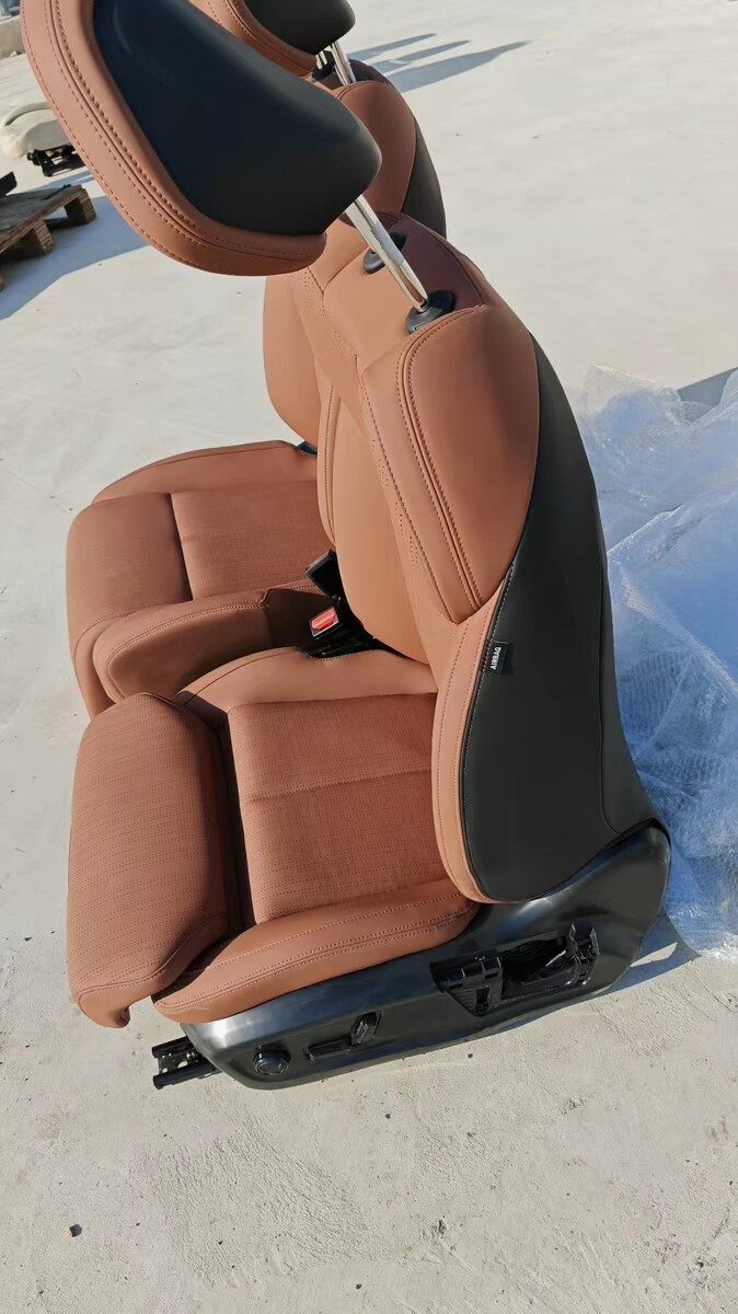 Geely Boyue L Jinxiu Edition Driver & Passenger Seat, Genuine OEM Used Part, Orange-Black Leather, with Ventilation Heating