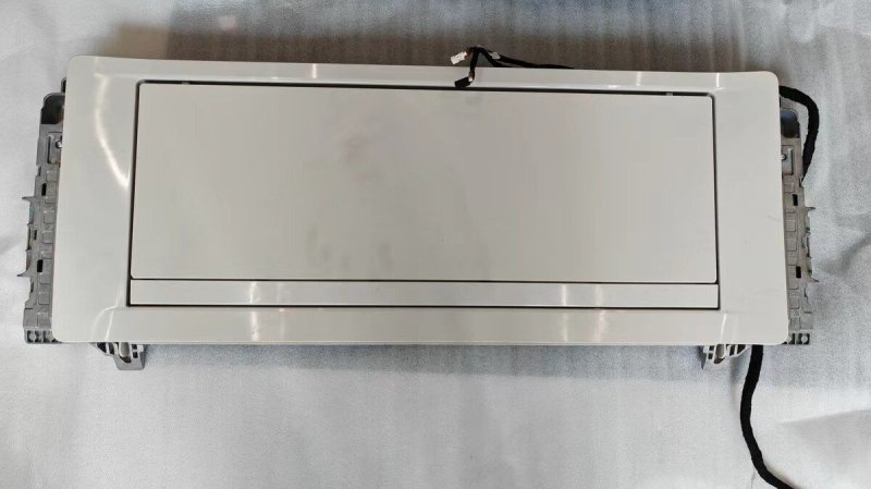 Lynk & Co 900 Front Rear Entertainment Screen Genuine OEM Used Part