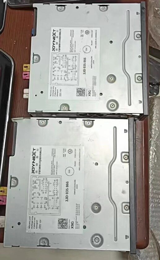 Volkswagen OEM Head Unit 3JD035866x9G