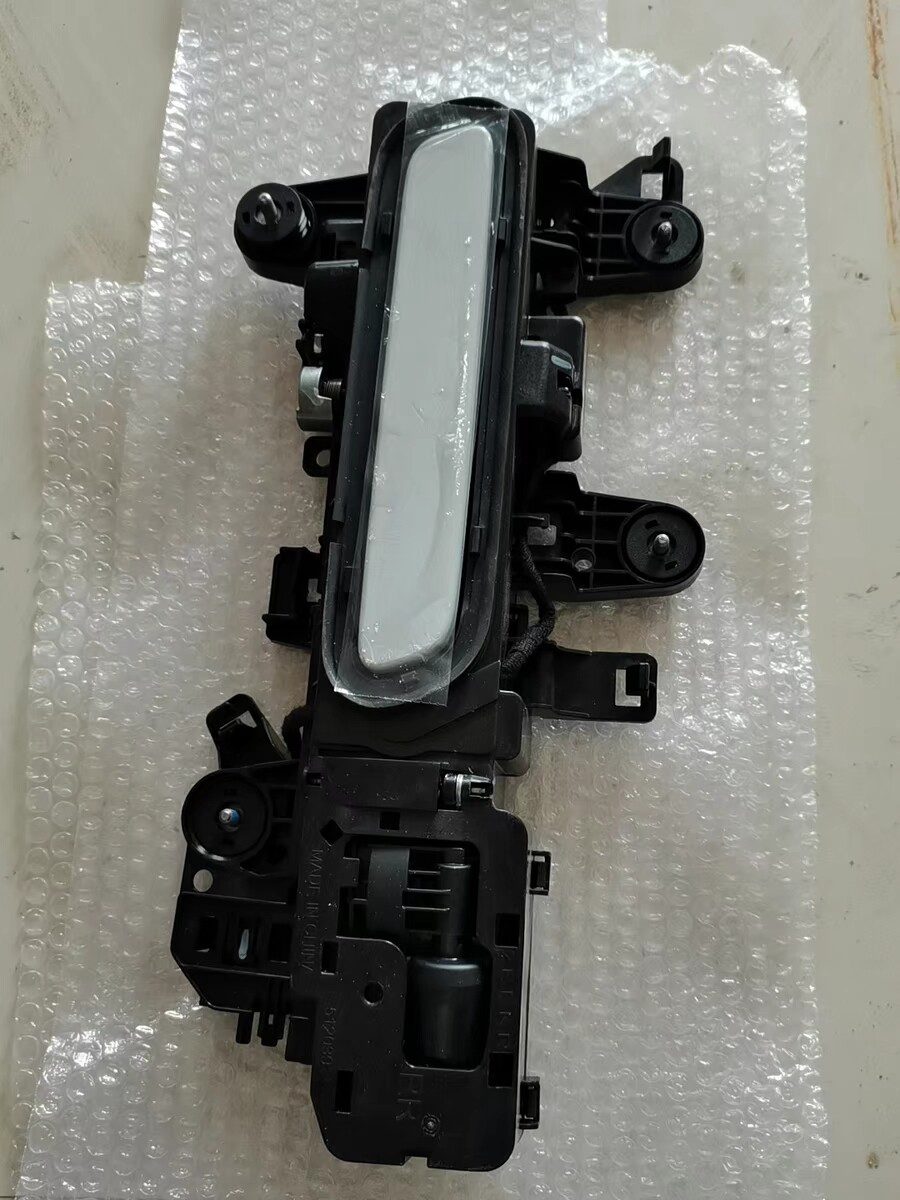 ZEEKR 007 Left Front Door Handle, Genuine OEM Used Part