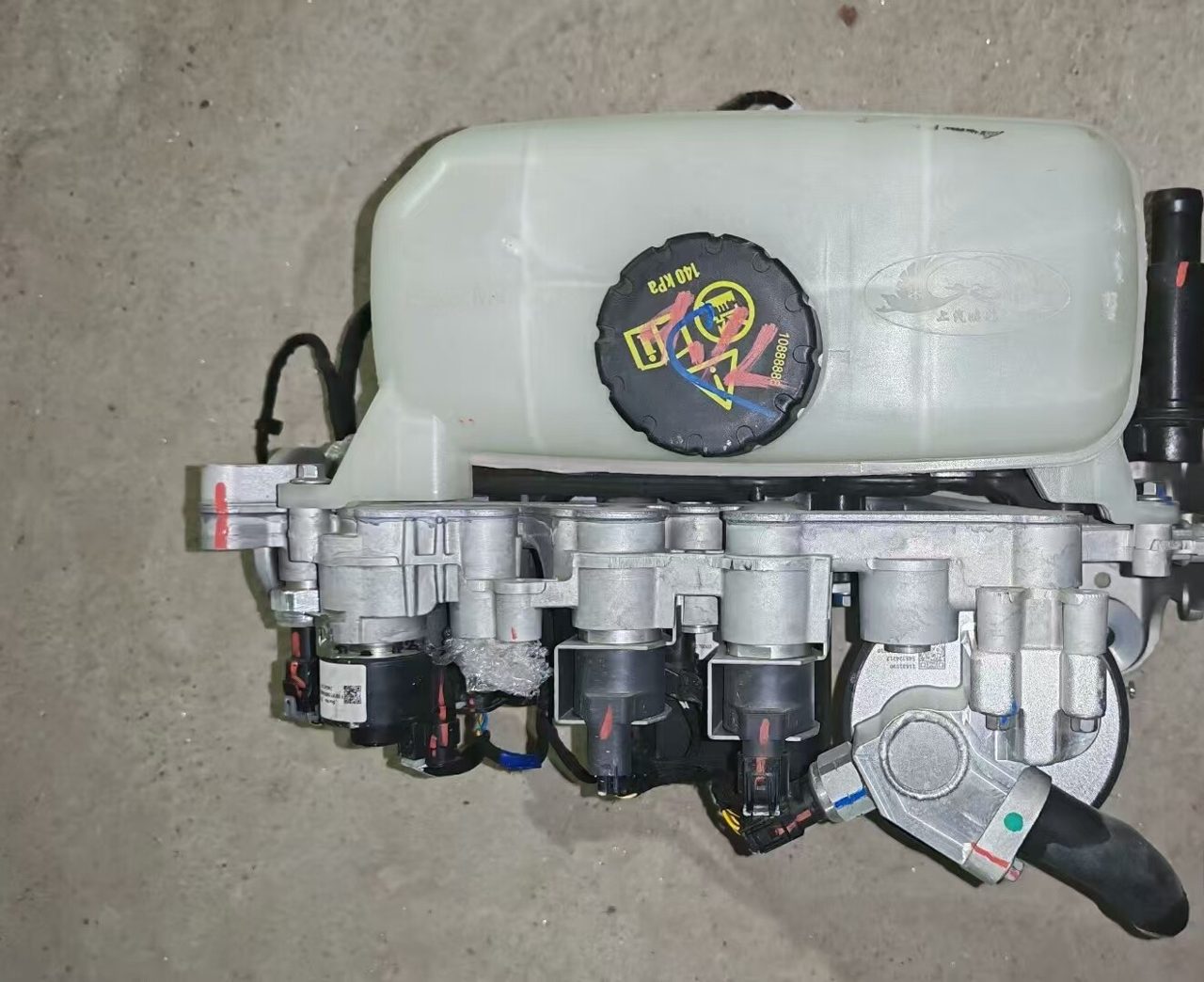 IM Motors Thermal Management Integrated Module, Genuine OEM Used Part, with Coolant Reservoir, All Connectors Included, Fully Functional