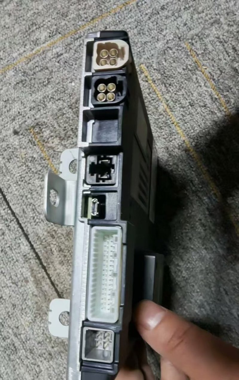 ZEEKR Wireless Vehicle Terminal Module, Genuine OEM Used Part, All Connectors Included, Fully Functional