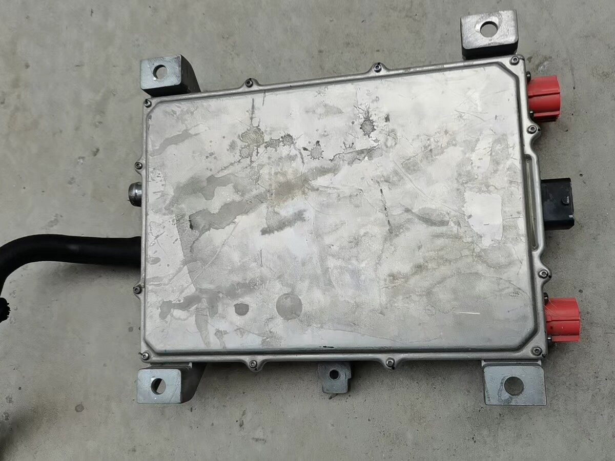 XPeng x9 Charger, Genuine OEM Used Part, Part Number DC-DC Converter