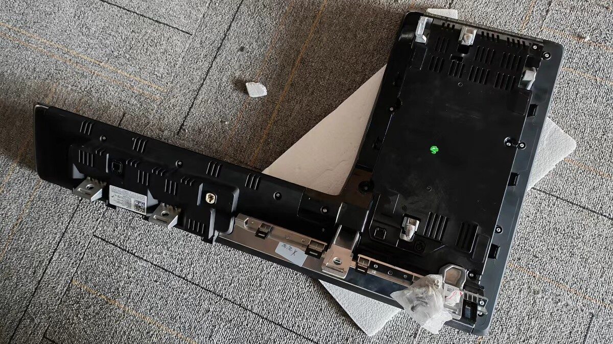 HiPhi x Center Display, Genuine OEM Used Part