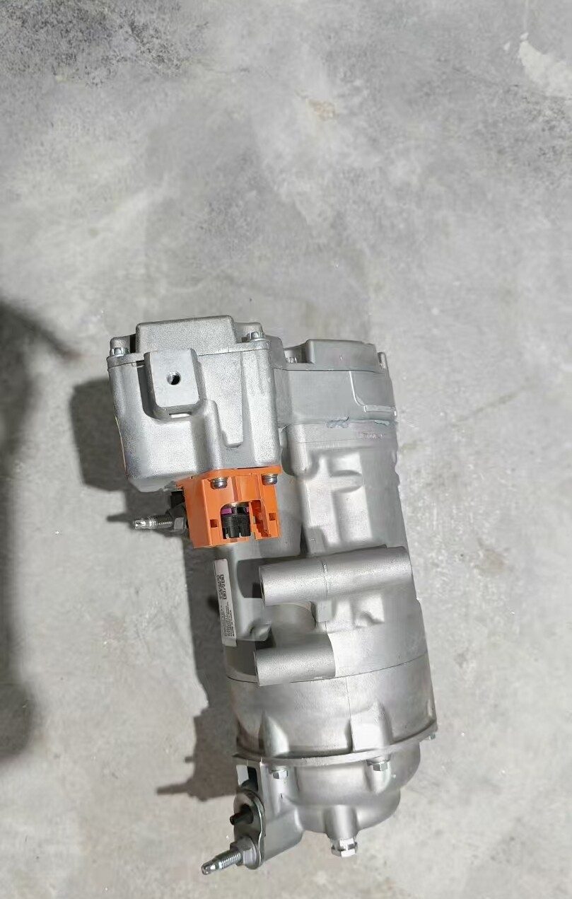 Cadillac Lyriq OEM Electric Compressor, Genuine OEM Used Part, Fully Functional, All Connectors Included
