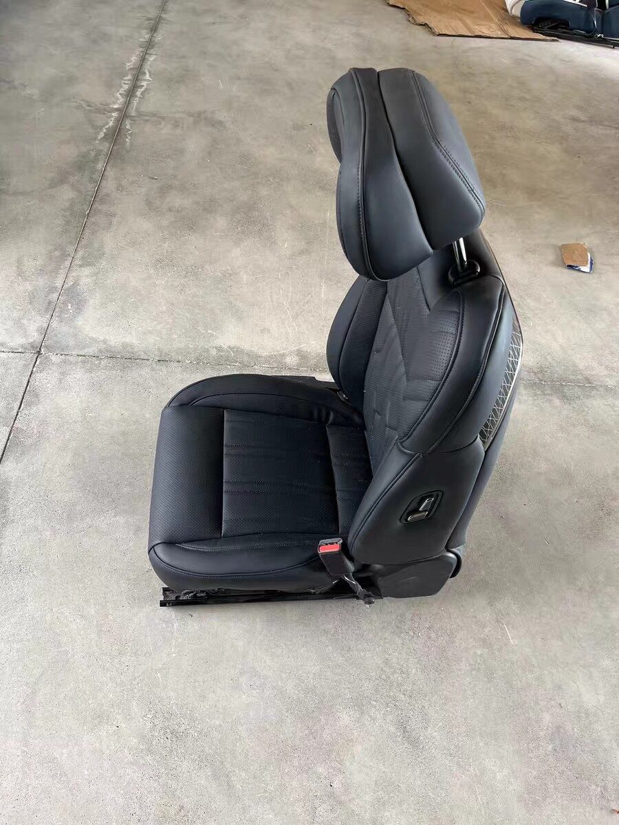ZEEKR 009 Front Seat, ZEEKR 009 Driver Seat, See Photos, not Made Modification Installation