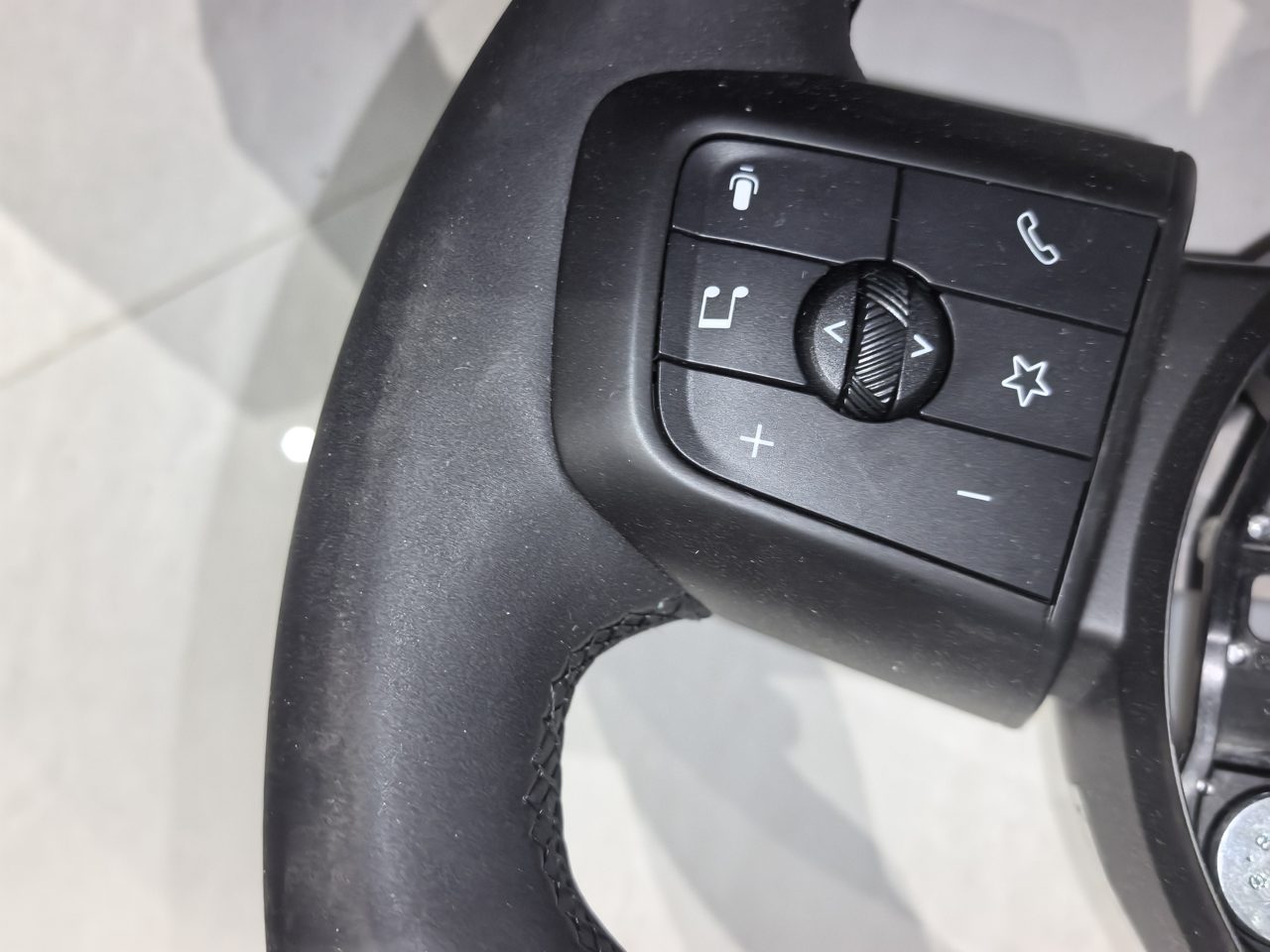 BMW MINI Light Beam Version Steering Wheel, Genuine OEM Used Part, Leather Material, with Multi-Function Button