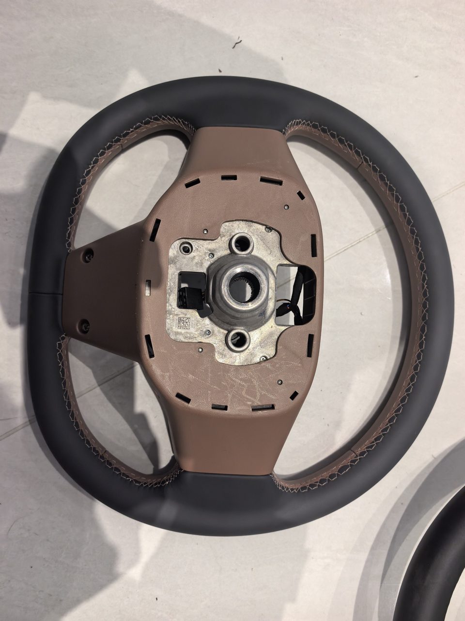 Outlet Baojun Huajing S OEM Multi Function Steering Wheel, Used, Leather Hand Sensor very Excellent
