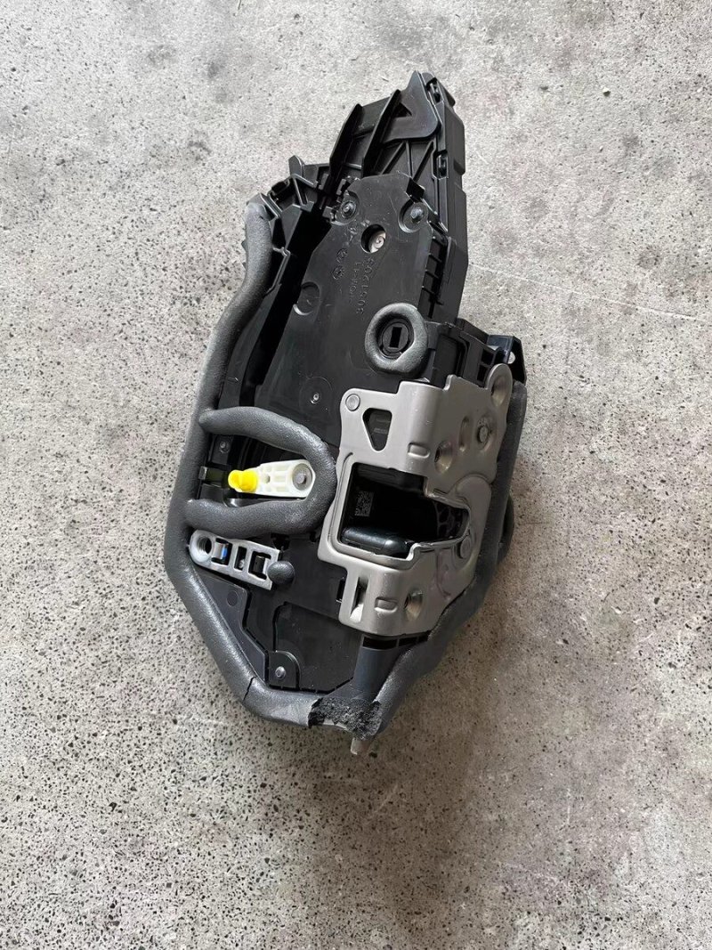 BMW i3, BMW 1 System, BMW 2 System, BMW 3 System Door Lock Block