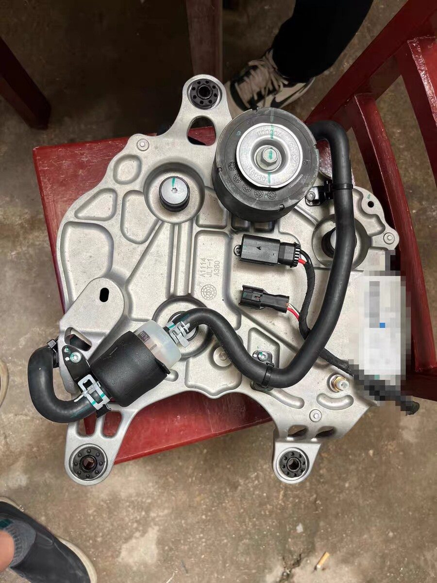 XPeng x9 Air Pump, AAM Genuine OEM Used Part, Fully Functional, All Connectors Included