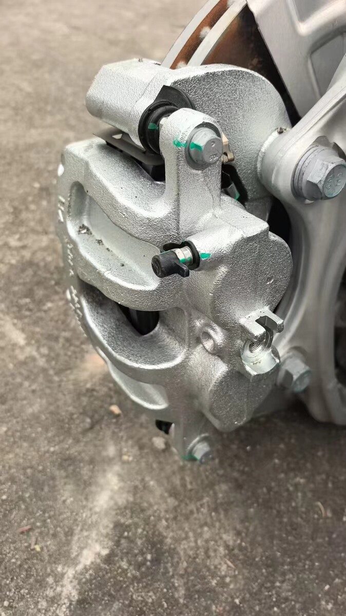 XPeng x9 Brake Caliper, Brake Disc Actual Item